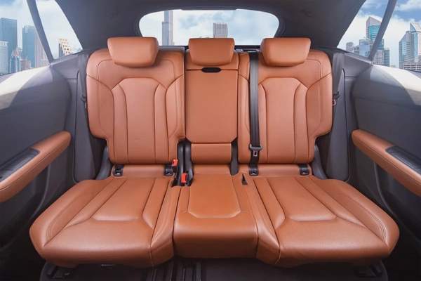 3,800 P.M | 0% DownPayment | Under Warranty | MEGA SALE ABT BodyKit