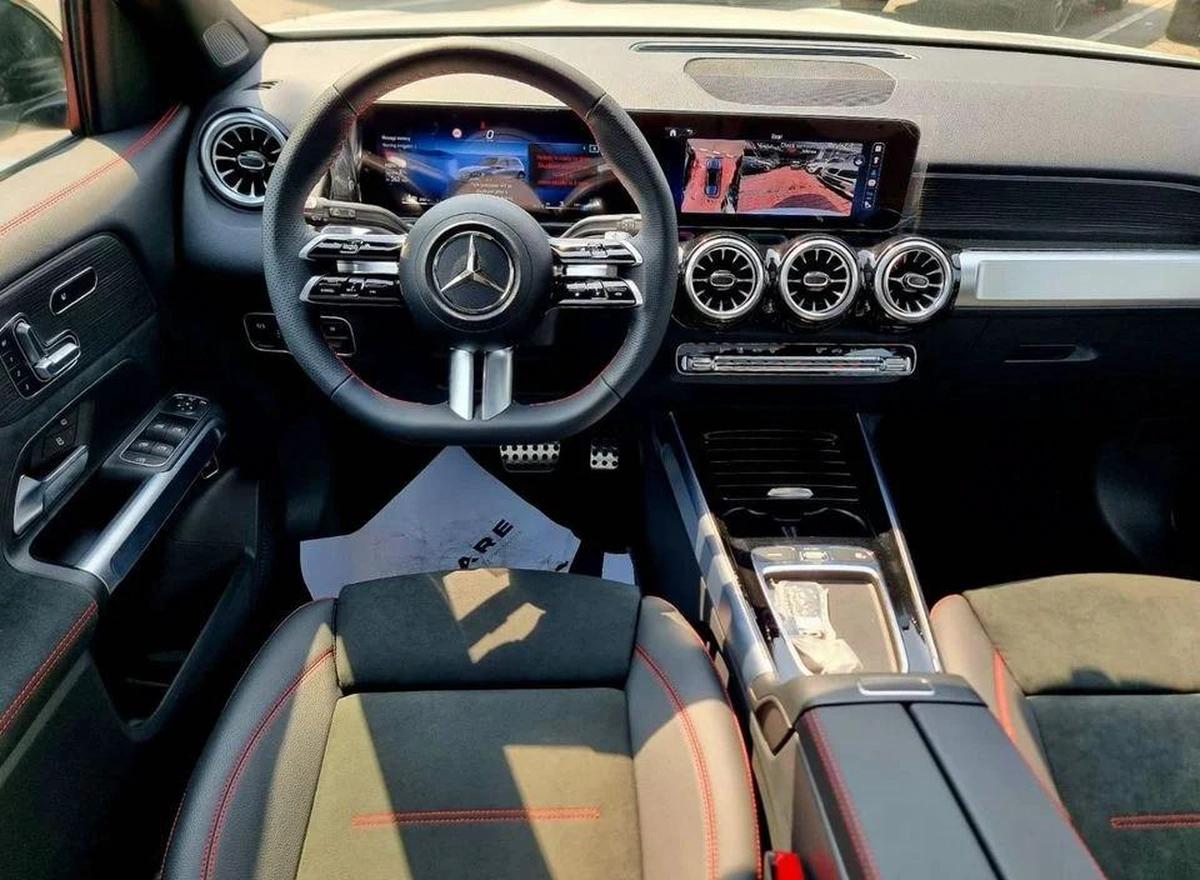 Mercedes-Benz GLB 200 GLB 200 AMG SUV 7 Seater Under Warranty 2025 GCC-6-6