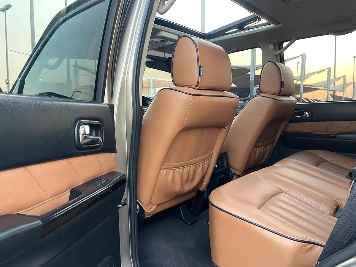 نيسان بترول سوبر سفاري Nissan Patrol Safari Super Safari 2021 - GCC Specs - Pristine Condition-13-13