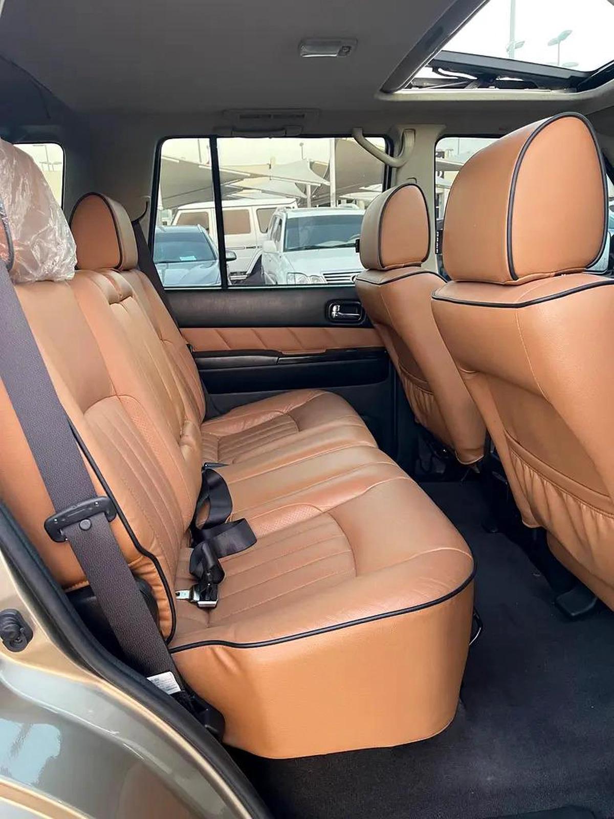 نيسان بترول سوبر سفاري Nissan Patrol Safari Super Safari 2021 - GCC Specs - Pristine Condition-2-2