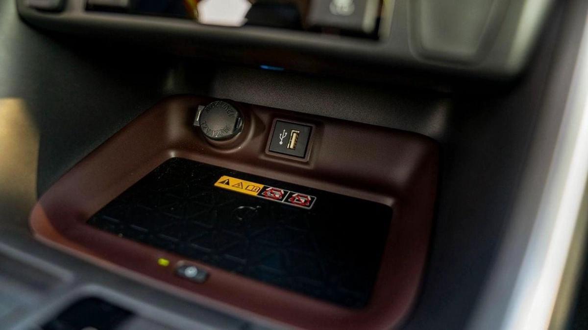 Toyota RAV4 TOYOTA RAV4 2.0P AT 4X4 MY2024-15-15