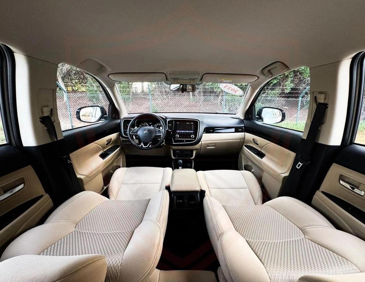 Used Mitsubishi Outlander 2023-6-6