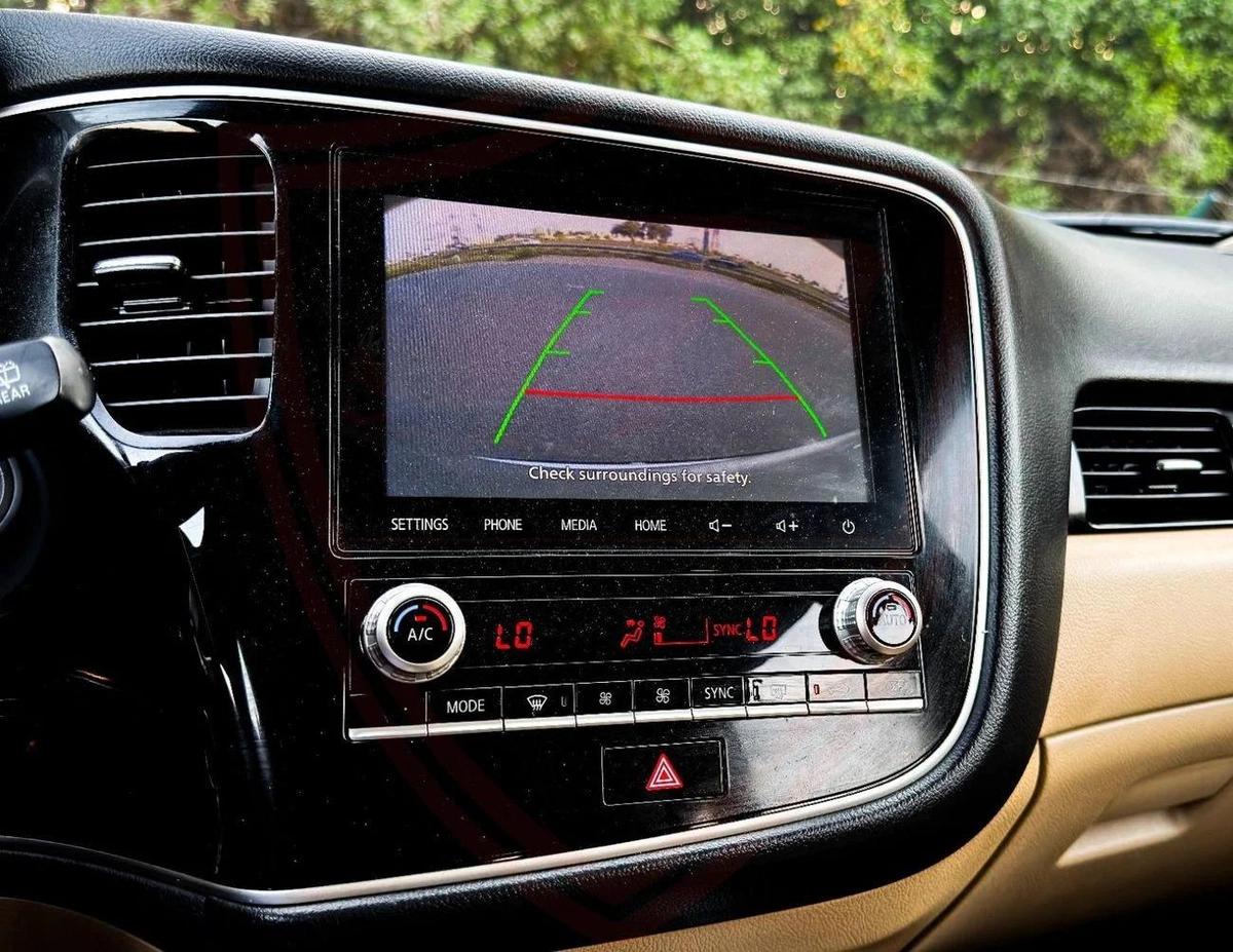 Used Mitsubishi Outlander 2023-16-16