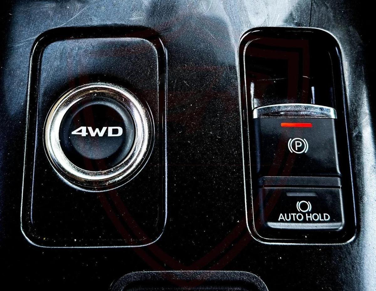 Used Mitsubishi Outlander 2023-18-18