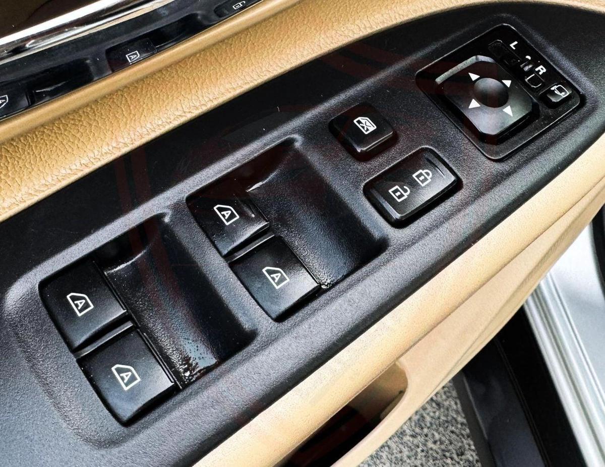 Used Mitsubishi Outlander 2023-5-5