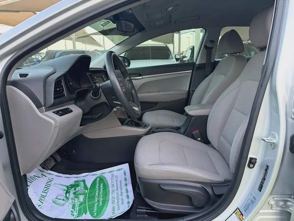 Hyundai Elantra GLS 2019 - GCC Specs - Excellent Condition
