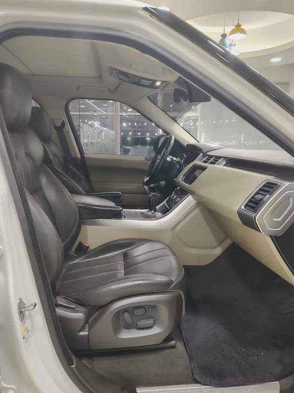 Range rover sport SUPER CHARGED