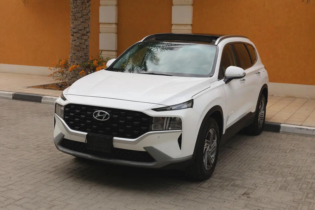 SANTA FE 2.5L ( COMFORT PLUS ) - GCC SPECS - UNDER WARRANTY UNTIL OCT 2028 - ACCIDENT FREE --2-2