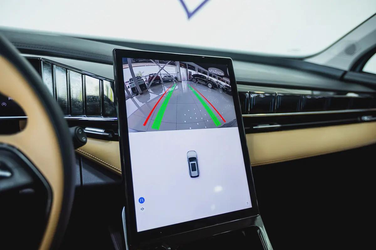 GEELY WARRANTY TILL 2029 / 150,000 KM | GL | GCC | AED 1500 PM-12-12