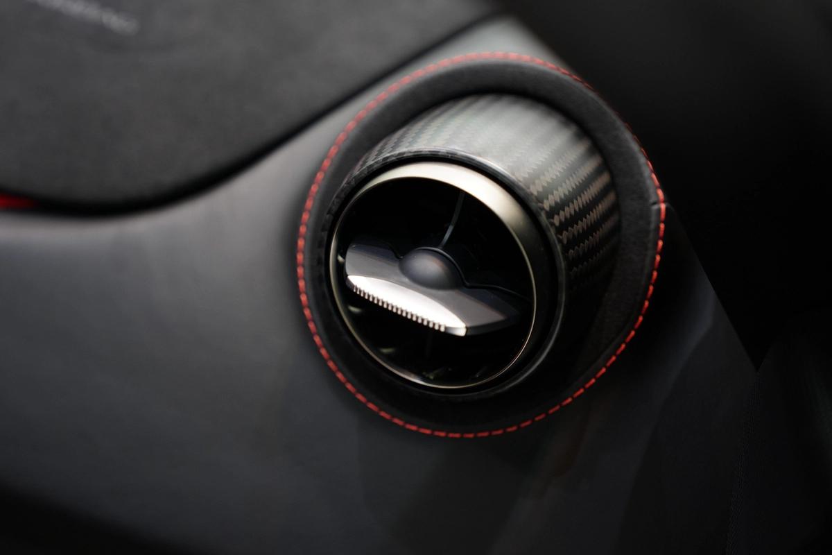 McLaren 720S Spider 2022-12-12