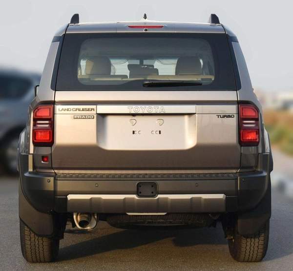 Toyota Prado Prado Adventure 2.4 petrol AT 2026