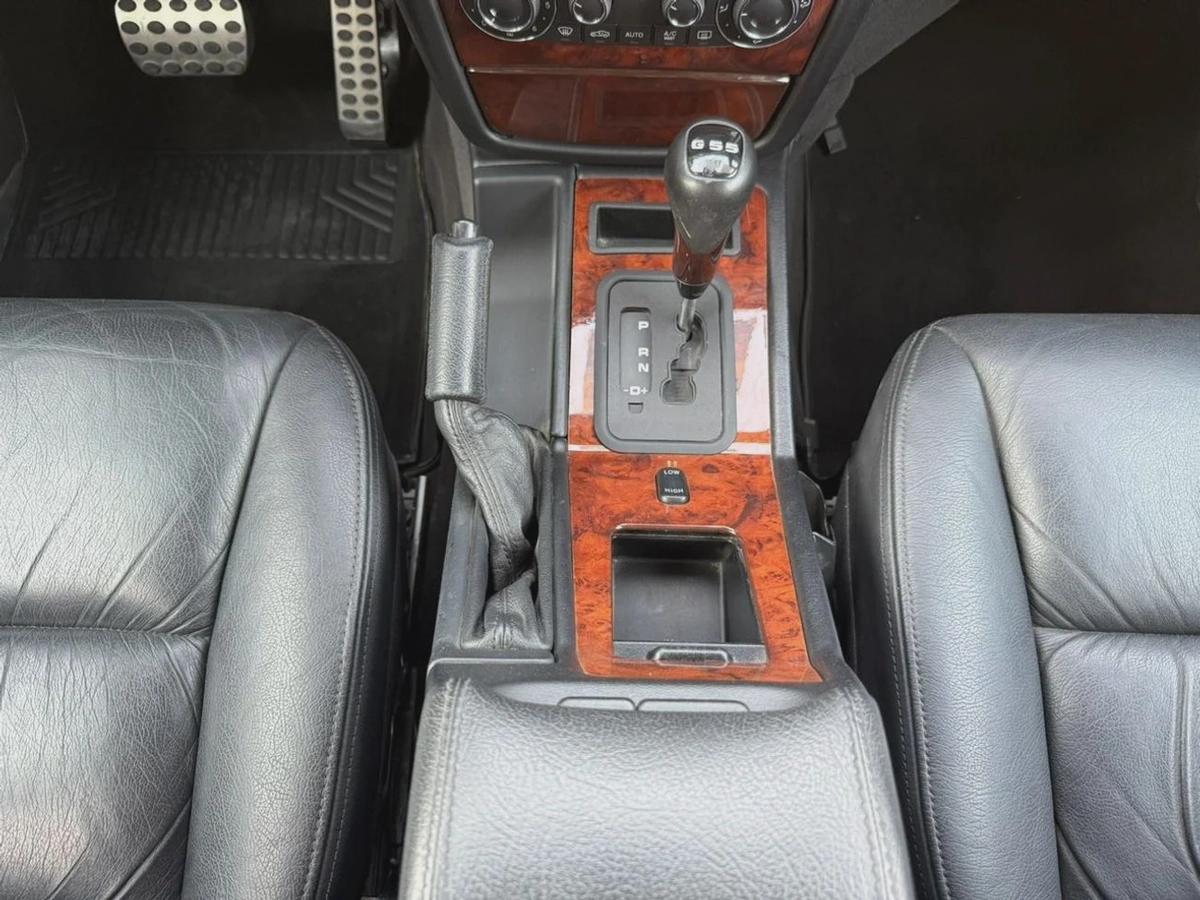 Mercedes Benz G55 AMG-16-16