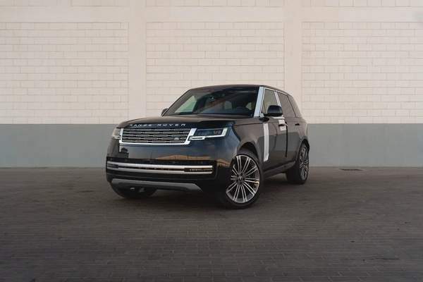 2025 Range Rover Vogue Autobiography V8 P530 | Brand New | Export Only | AED 699,000