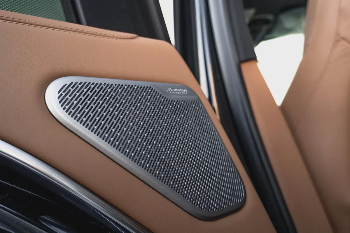 2025 Range Rover Vogue Autobiography V8 P530 | Brand New | Export Only | AED 699,000-5-5