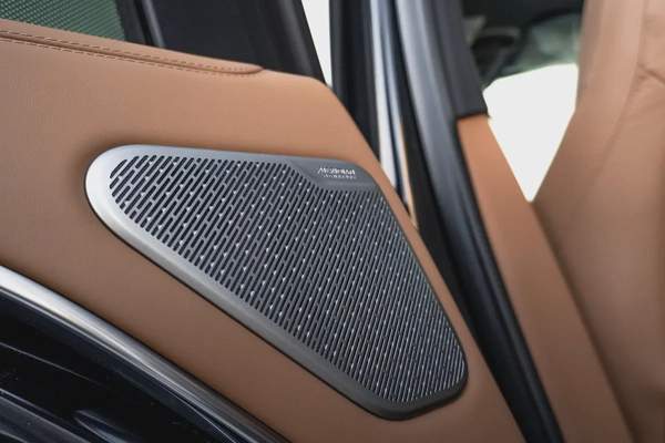 2025 Range Rover Vogue Autobiography V8 P530 | Brand New | Export Only | AED 699,000