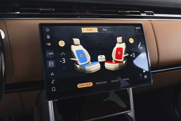 2025 Range Rover Vogue Autobiography V8 P530 | Brand New | Export Only | AED 699,000