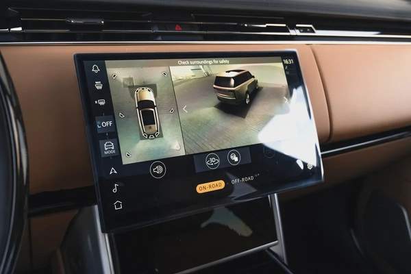 2025 Range Rover Vogue Autobiography V8 P530 | Brand New | Export Only | AED 699,000