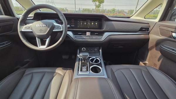 BAW M7 (Black)