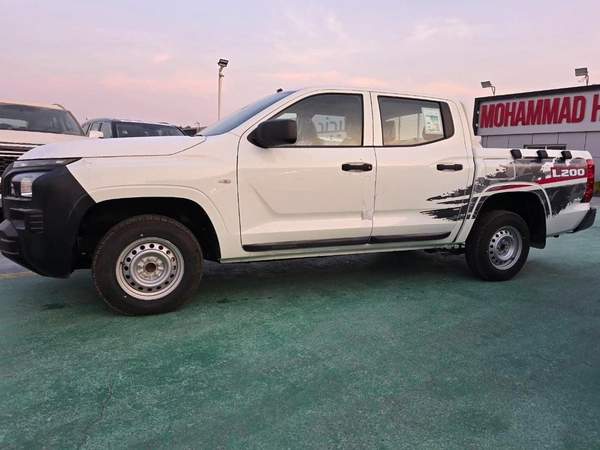 Mitsubishi L200 GL 2.4L (128 HP) Double Cab Utility