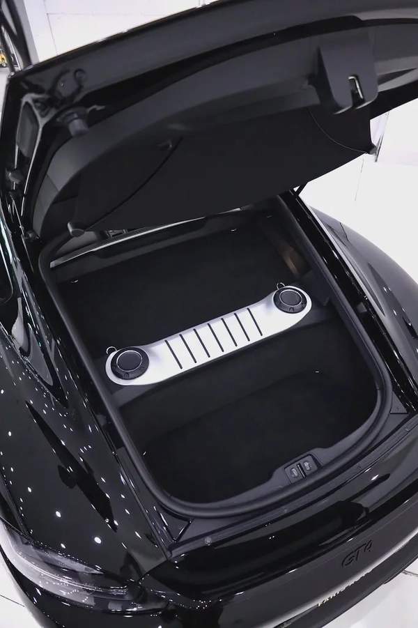 PORSCHE GT4 CARBON PACKAGE + PREMIUM RIMS + FULLY LOADED + WARRANTY UNTIL JUNE 2027