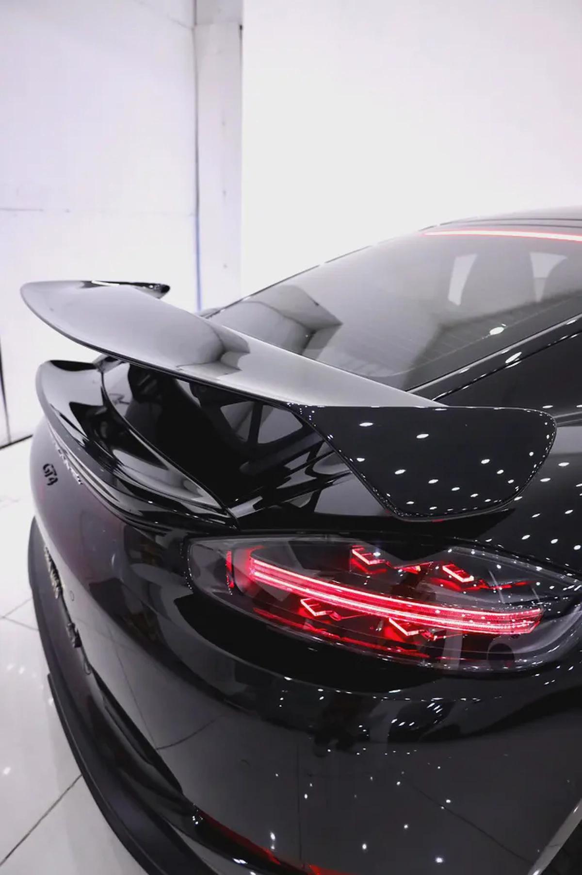 PORSCHE GT4 CARBON PACKAGE + PREMIUM RIMS + FULLY LOADED + WARRANTY UNTIL JUNE 2027-19-19