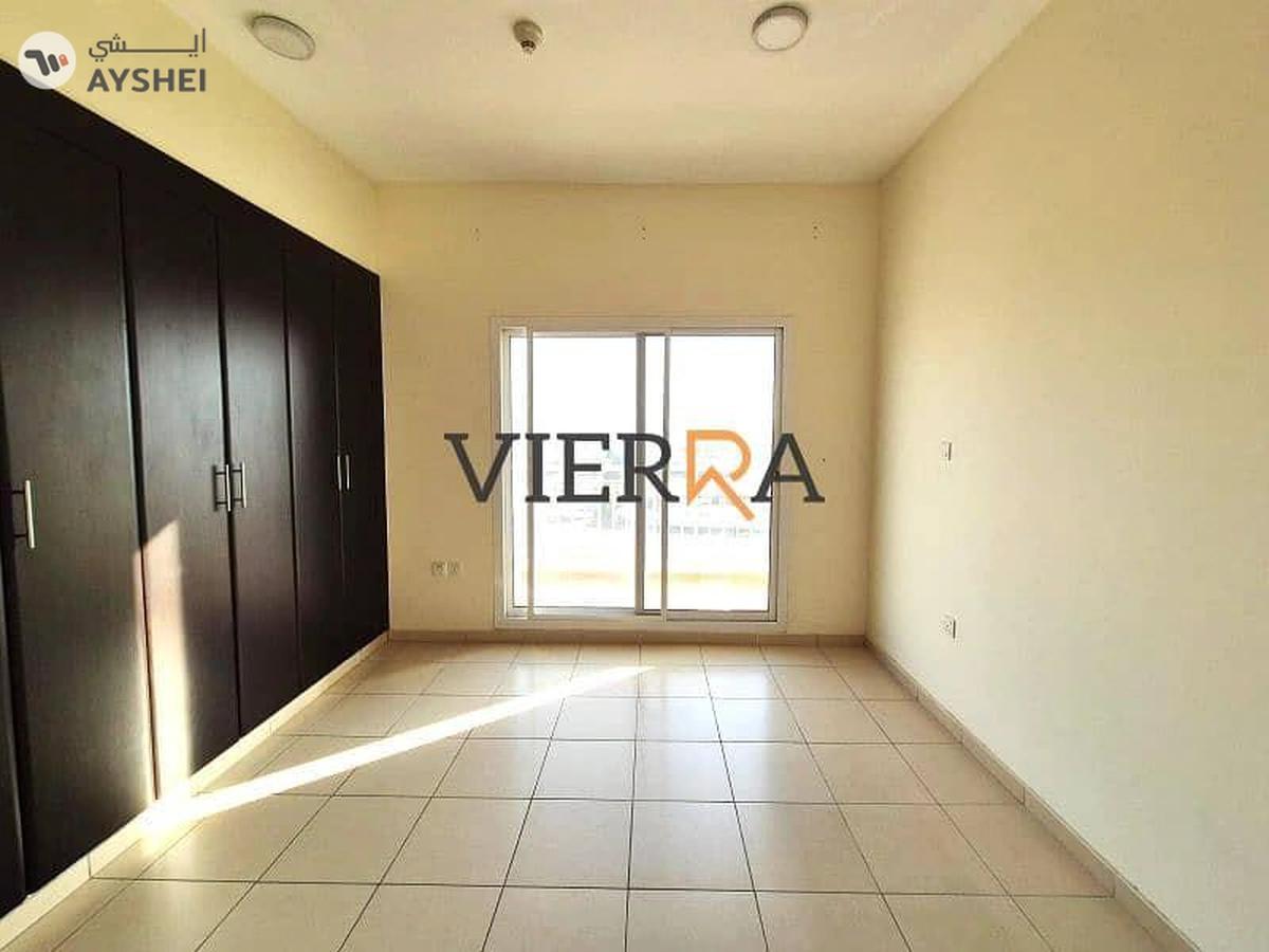 Tala 1, Queue Point, Liwan, Dubai-4-4