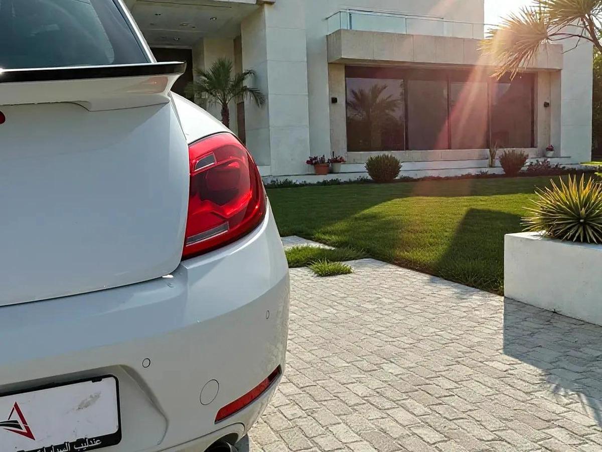 VOLKSWAGEN BEETLE 2.0 TSI A/T | 2015 | GCC SPECS-15-15