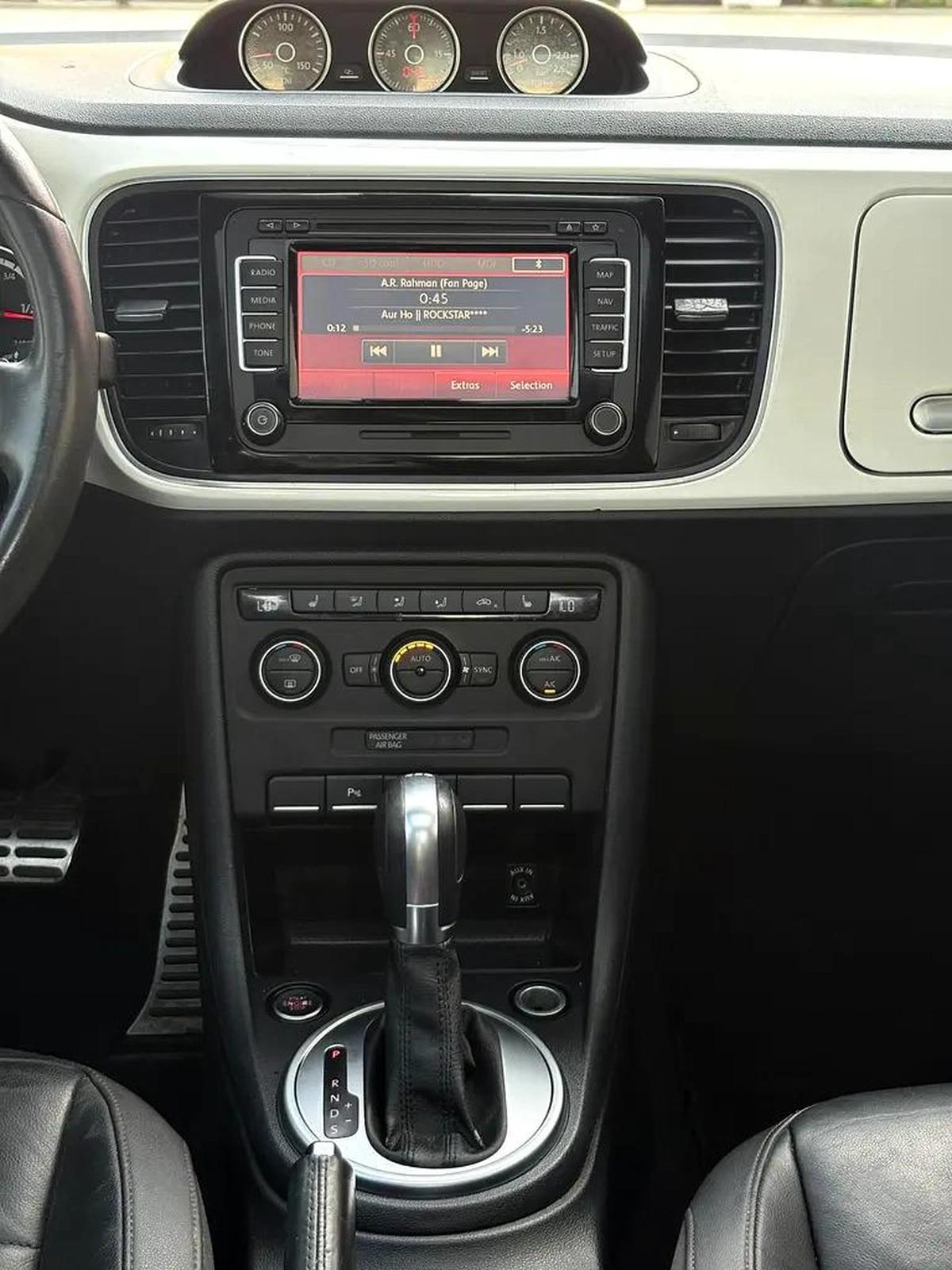 VOLKSWAGEN BEETLE 2.0 TSI A/T | 2015 | GCC SPECS-6-6