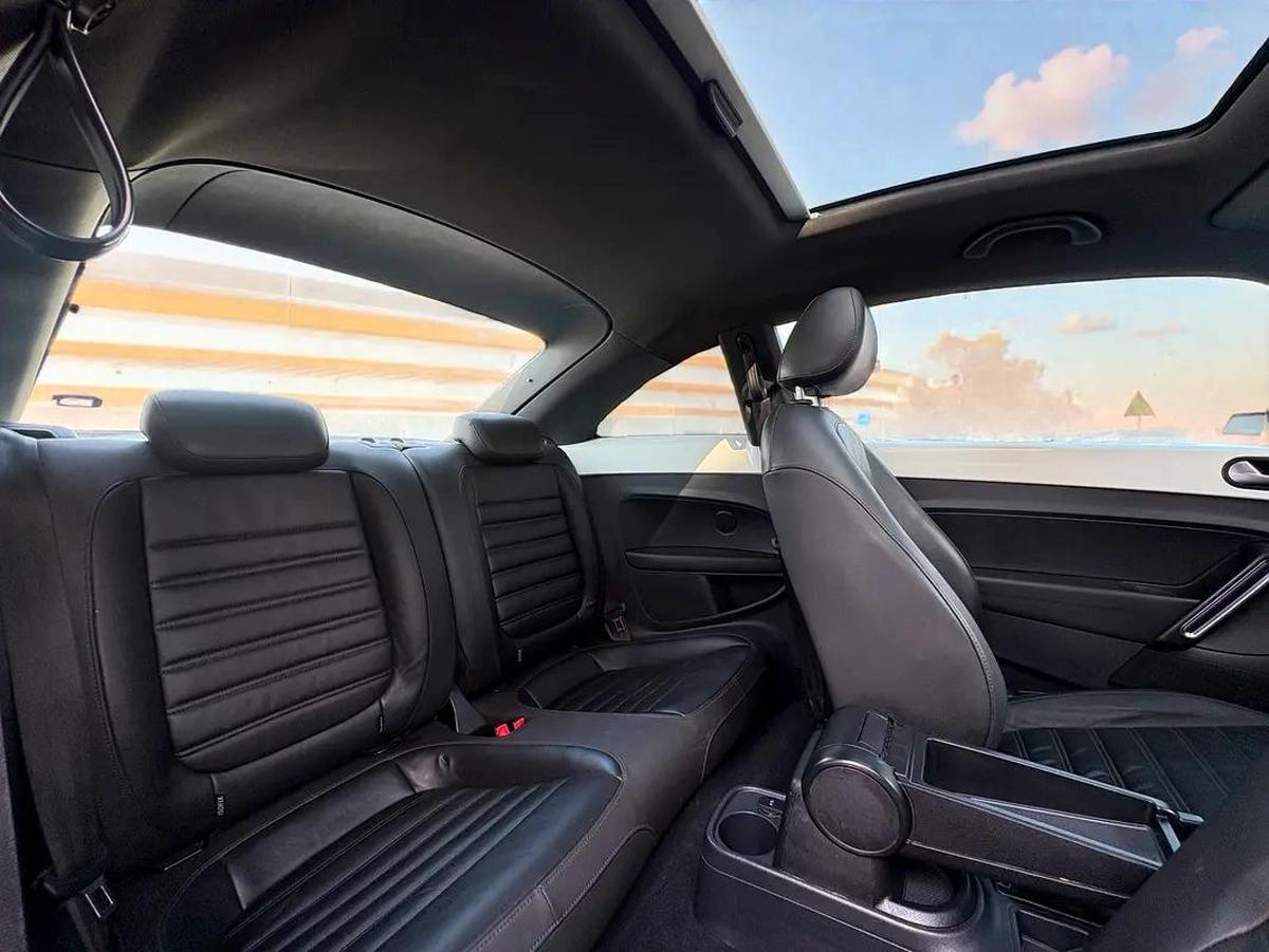 VOLKSWAGEN BEETLE 2.0 TSI A/T | 2015 | GCC SPECS-8-8