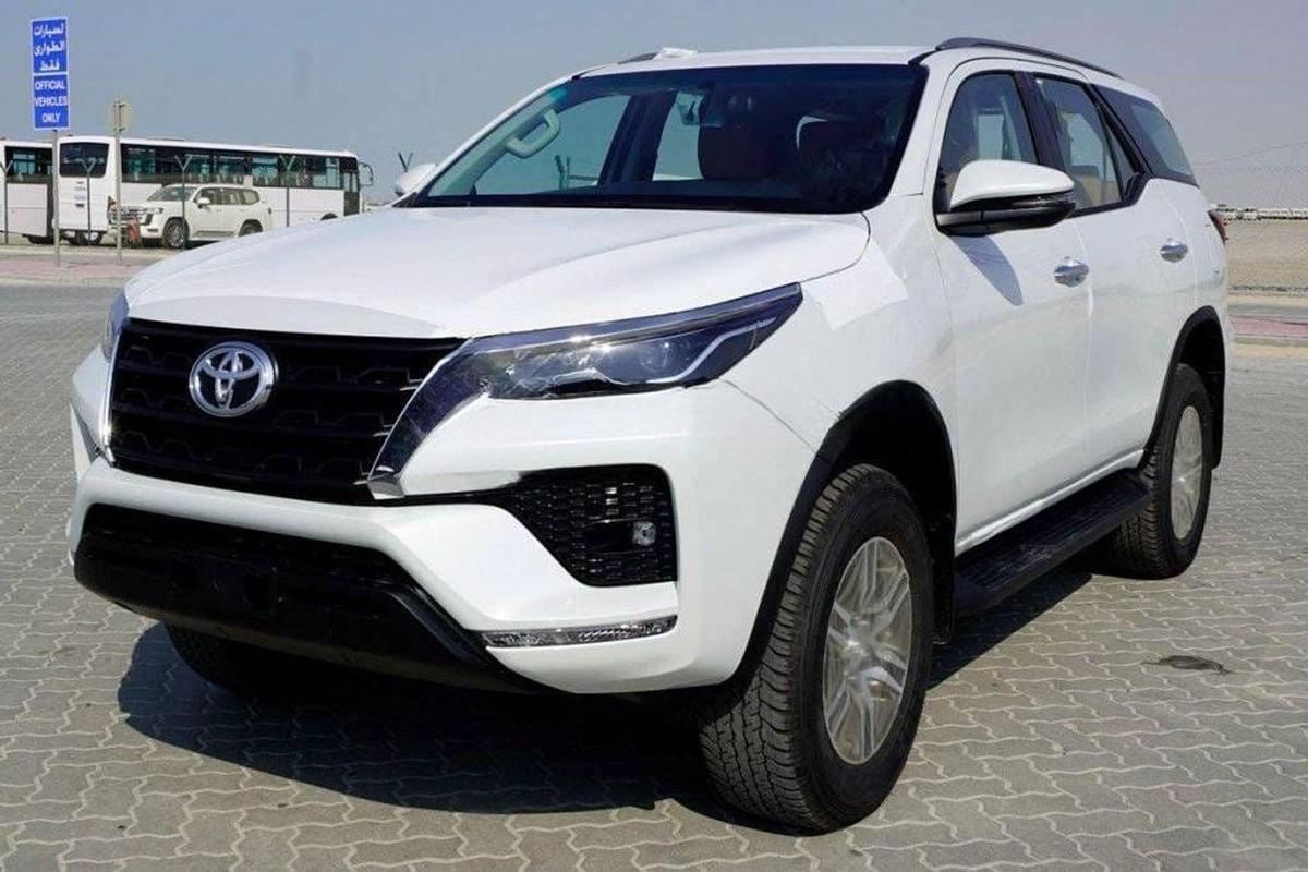 Toyota Fortuner 4.0L GXR-0-0