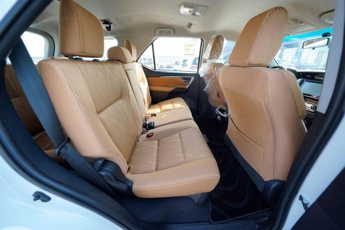 Toyota Fortuner 4.0L GXR-6-6