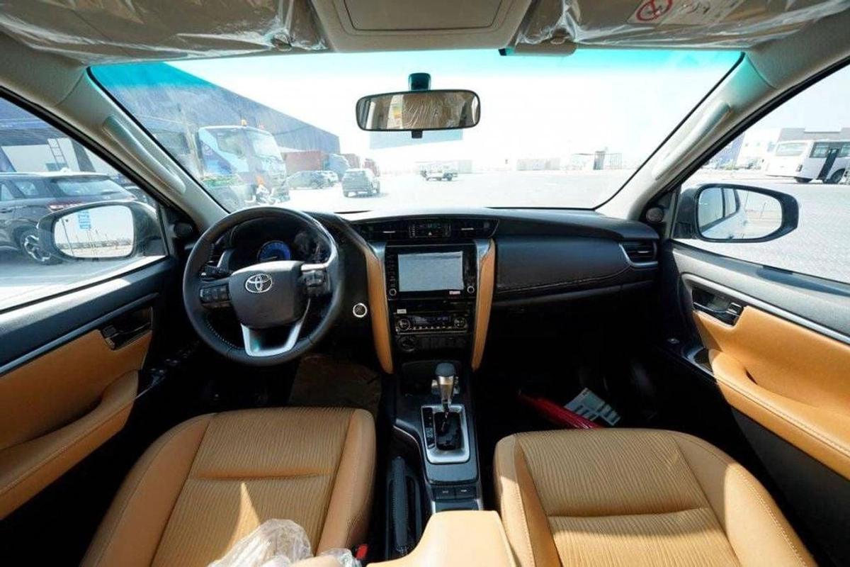 Toyota Fortuner 4.0L GXR-13-13