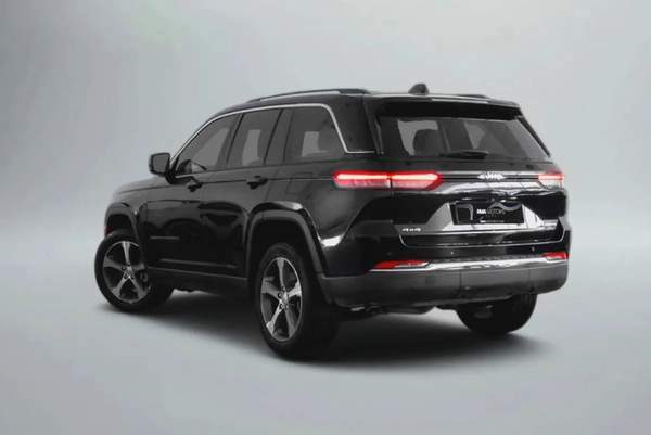 2,853 AED / 60 months | 0% DP | 2023 Jeep Grand Cherokee Limited + / Jeep Warranty