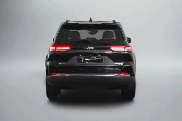 2,853 AED / 60 months | 0% DP | 2023 Jeep Grand Cherokee Limited + / Jeep Warranty