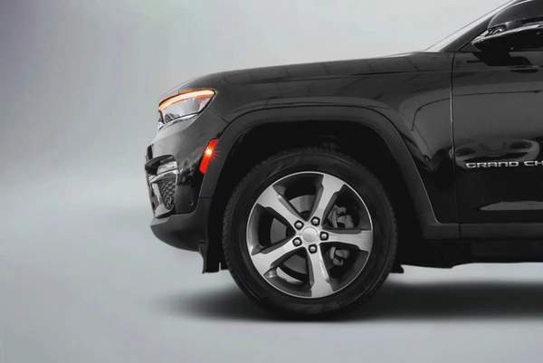 2,853 AED / 60 months | 0% DP | 2023 Jeep Grand Cherokee Limited + / Jeep Warranty