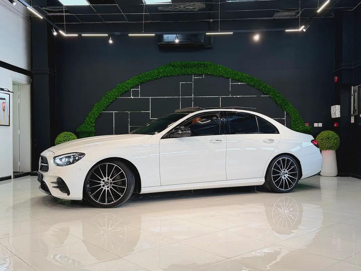 Mercedes-Benz E 300 - 2021 - GCC Specs - Excellent Condition-6-6