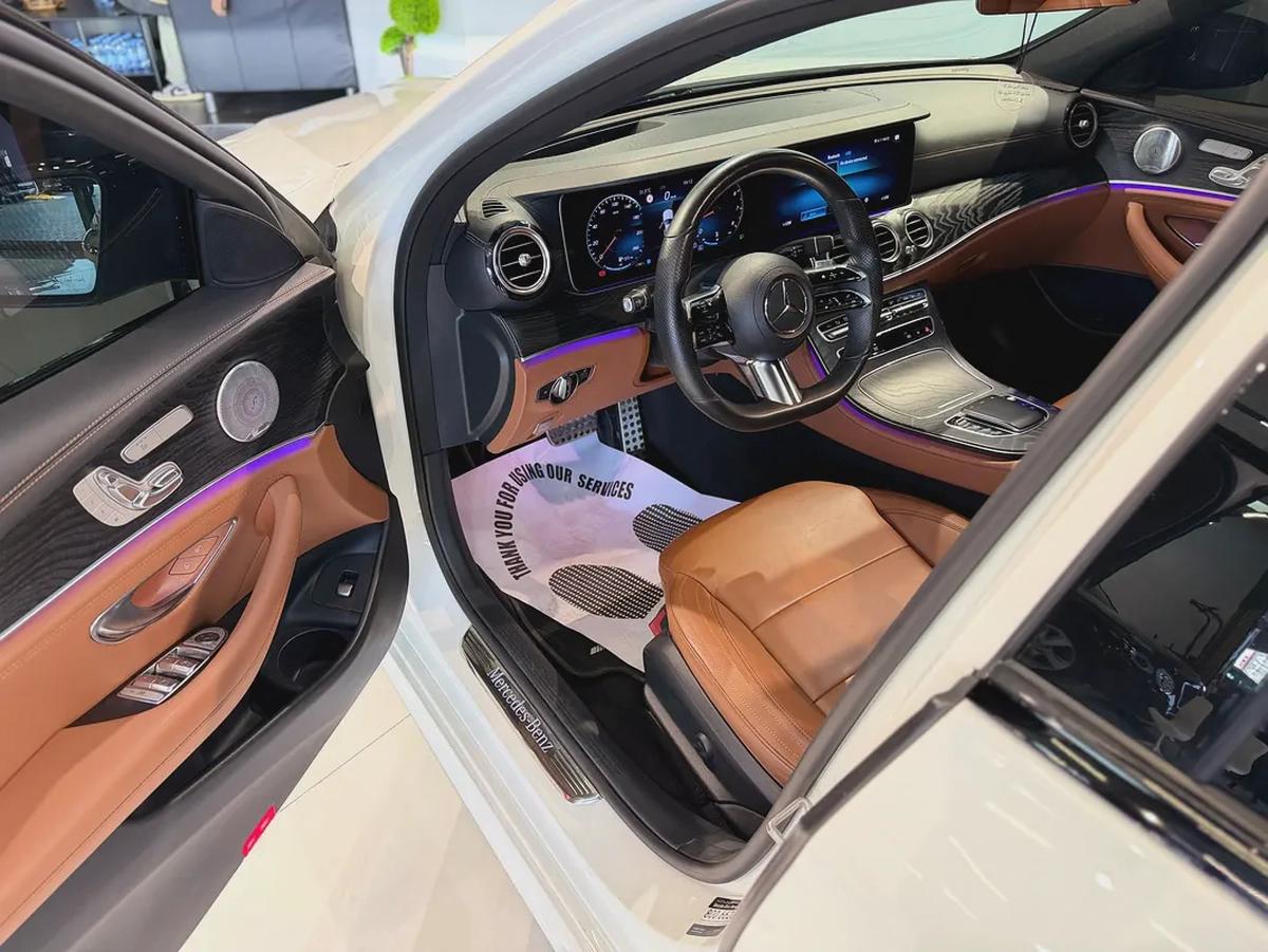 Mercedes-Benz E 300 - 2021 - GCC Specs - Excellent Condition-15-15