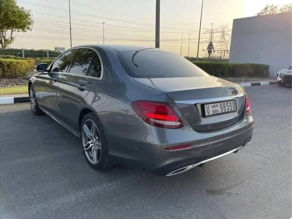Mercedes Benz E200 Std