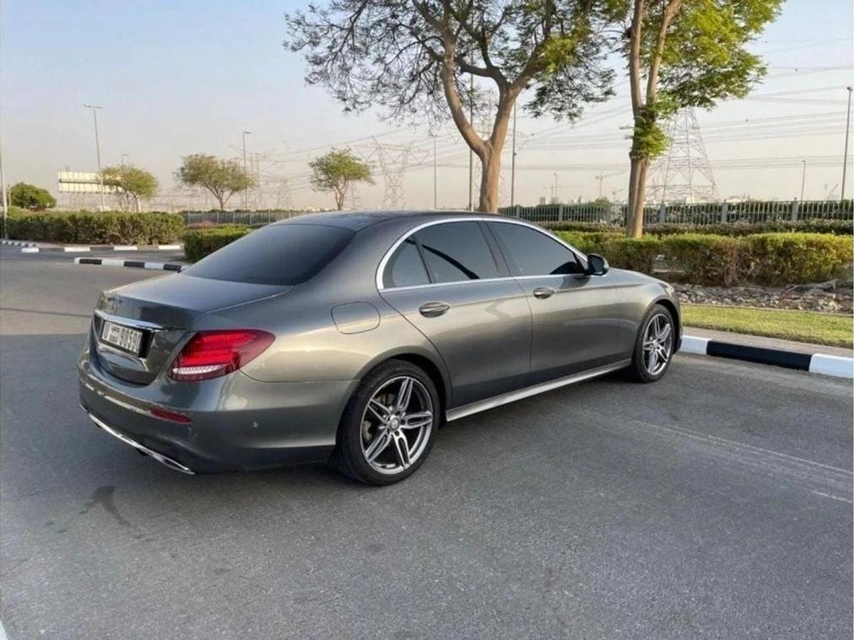 Mercedes Benz E200 Std-2-2