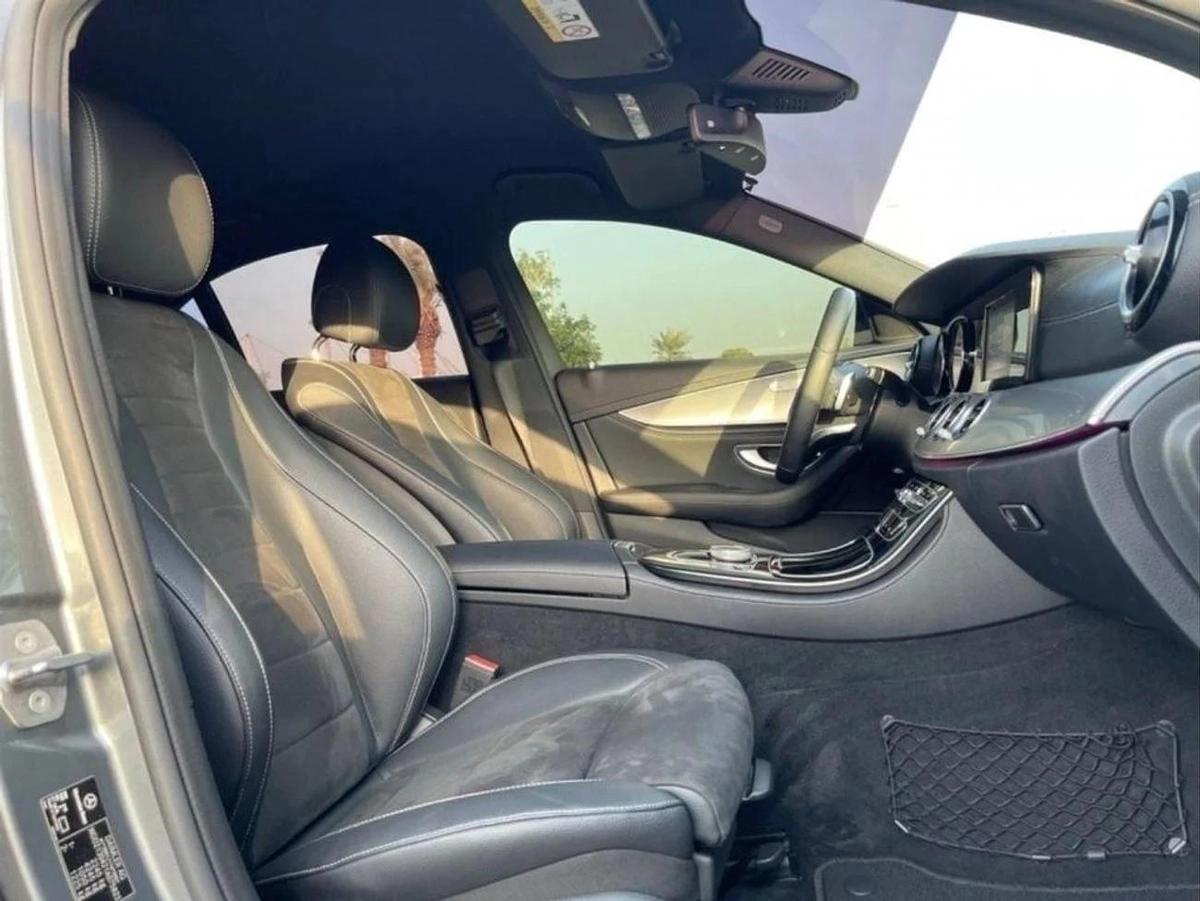 Mercedes Benz E200 Std-1-1