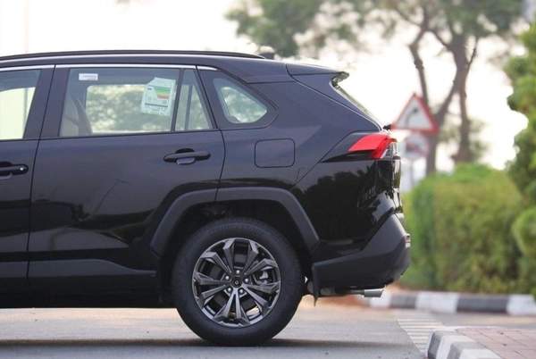 Toyota RAV4 RAV4 XLE 2.0L MED OPTION SUNROOF 20223