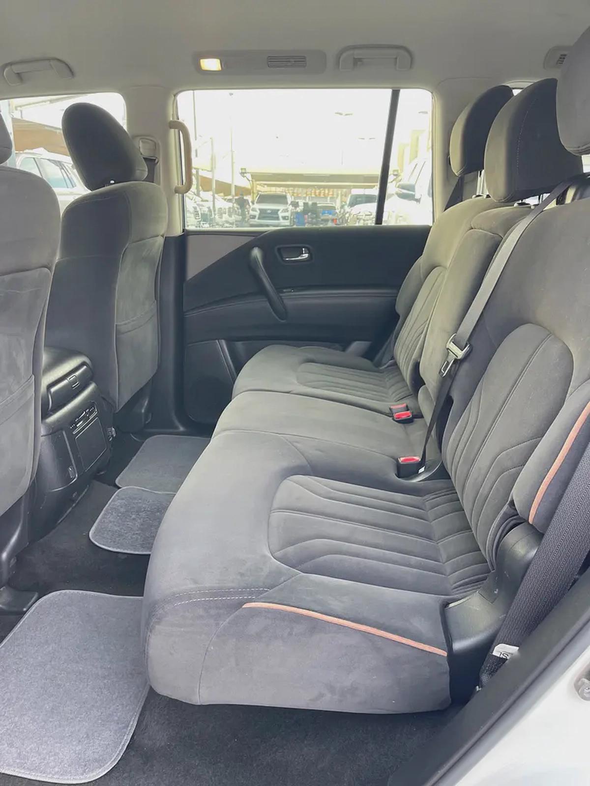 Nissan Patrol LE 2020, GCC Specs - Excellent Condition-11-11
