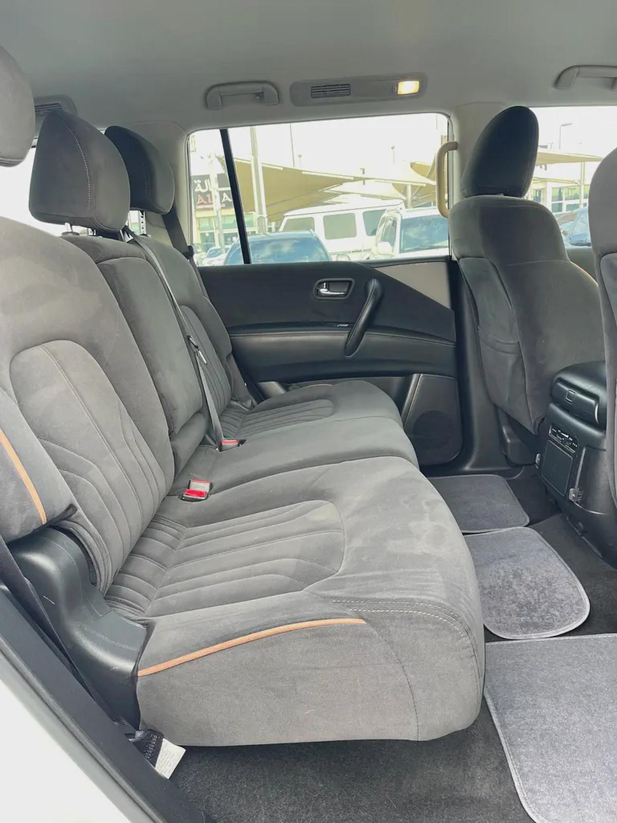 Nissan Patrol LE 2020, GCC Specs - Excellent Condition-13-13