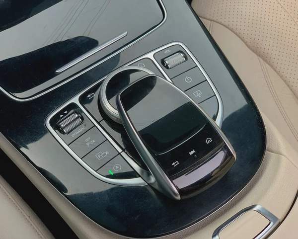 2017 Model | 2.0L 4CYL engine | E300 AMG | Accident Free | Fully loaded