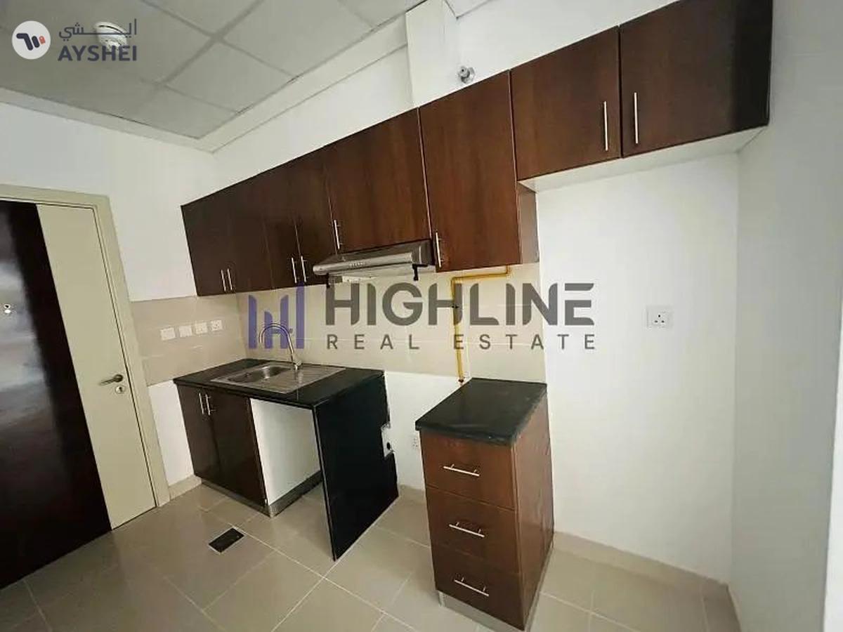 Sun-Drenched Apartment with a Modern Touch-10-10