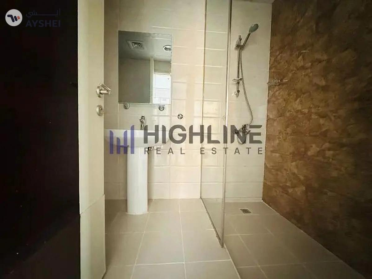 Sun-Drenched Apartment with a Modern Touch-11-11