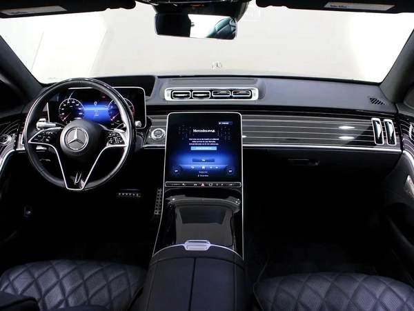 2024 - Mercedes-Benz S580 4Matic V8 with warranty