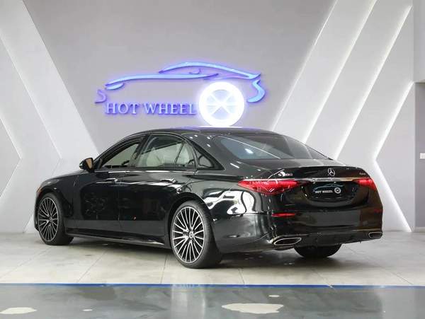 2024 - Mercedes-Benz S580 4Matic V8 with warranty