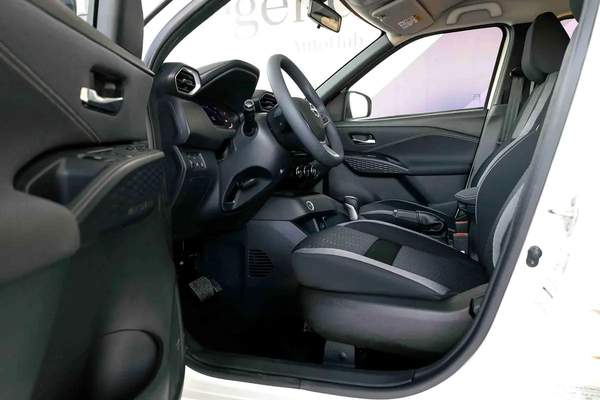 Nissan Magnite S