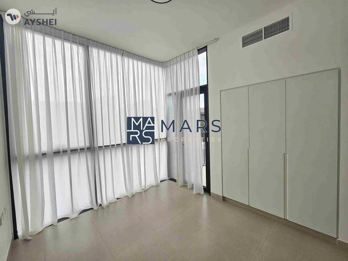 "Stunning 4-Bedroom Middle Unit Townhouse in Masaar – For rent-13-13